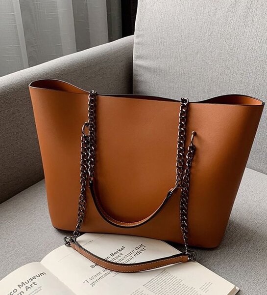 Sac fourre-tout en cuir élégant