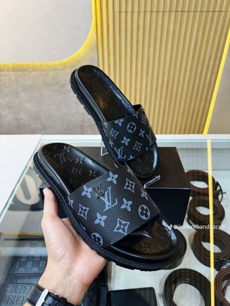 Sandales Louis Vuitton