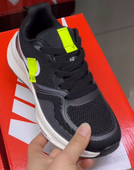 Спортивные кроссы