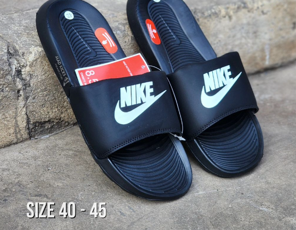 Black Nike slippers