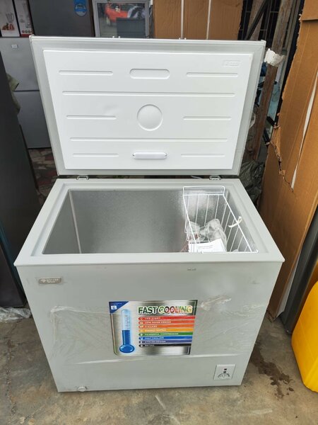 Congélateur Coffre SMART TECHNOLOGY STCC-250M - 199L - Blan