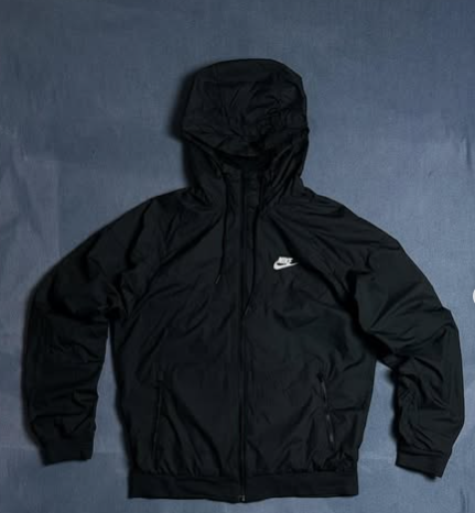 Nike new release tech roadrunner windbreaker size : M