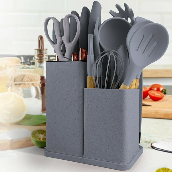 Silicone Kitchenware With Chopping Board Set