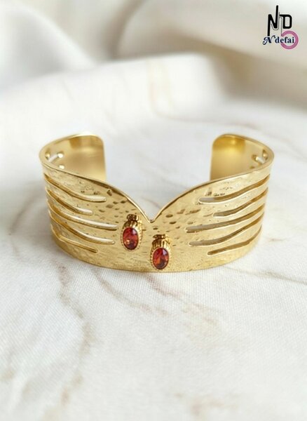 Bracelet manchette doré