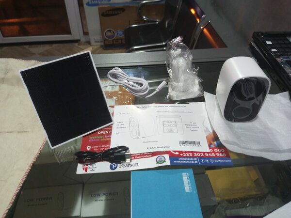 Wireless solar camera