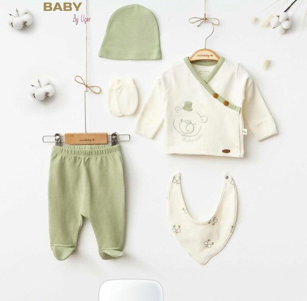 A set of clothes for boys 
