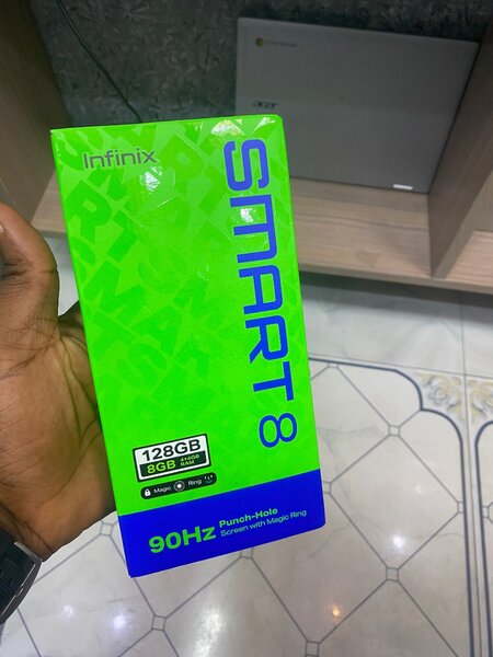 Infinix Samrt 8