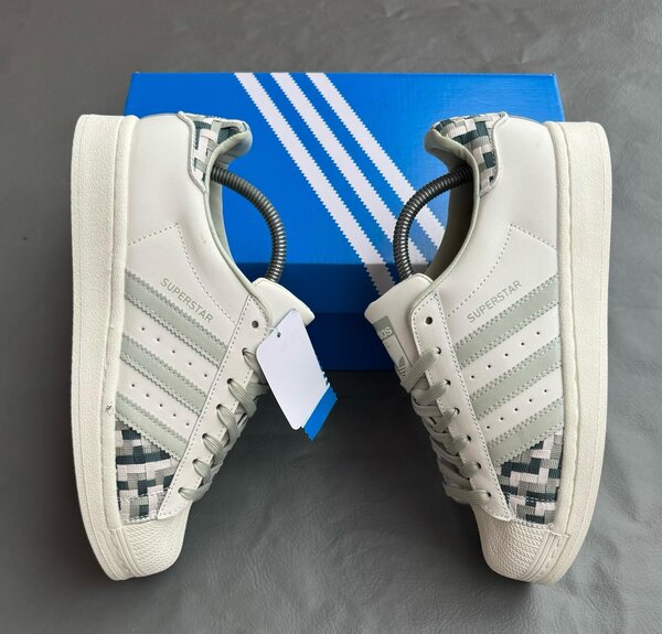 Adidas Superstar