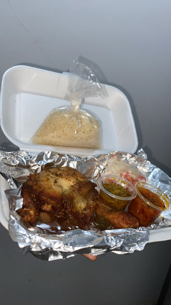 Poulet frit & attieke