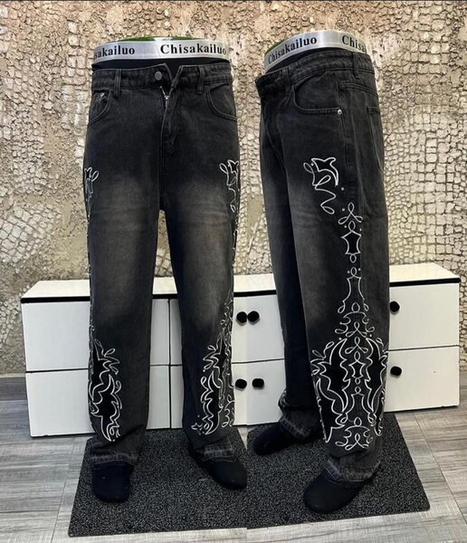 Jeans créatifs homme