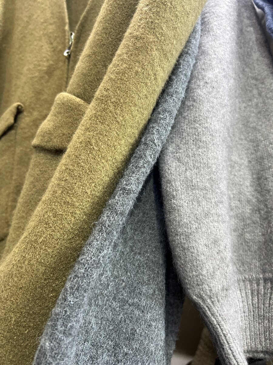 Кардиган за замочке