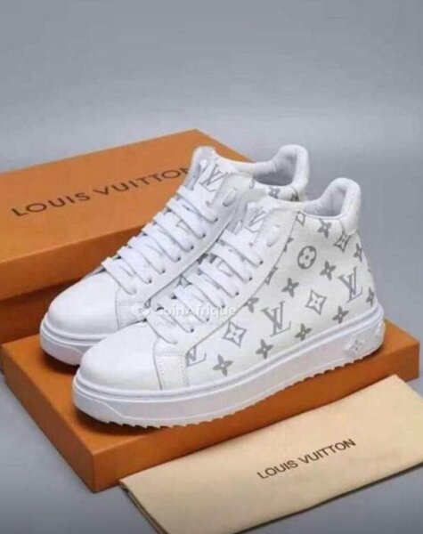 CHAUSSURE LOUIS VUITTON