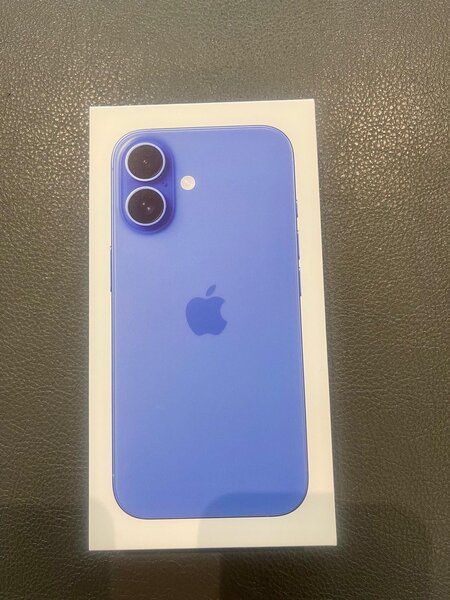 iPhone 16