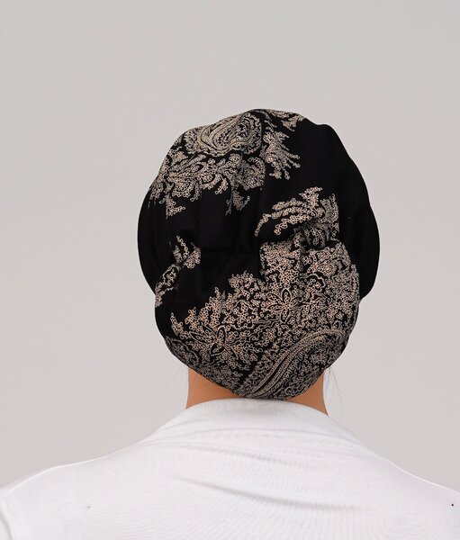 Платки. Готовые платки на резинке