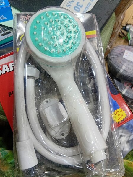 Douchette réglable avec flexible