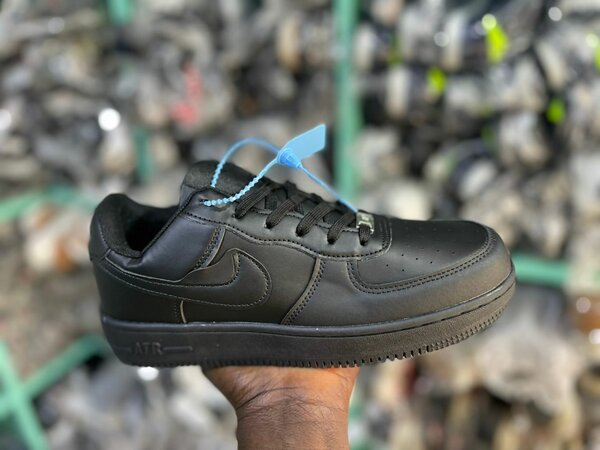 Chaussures Noires Classiques