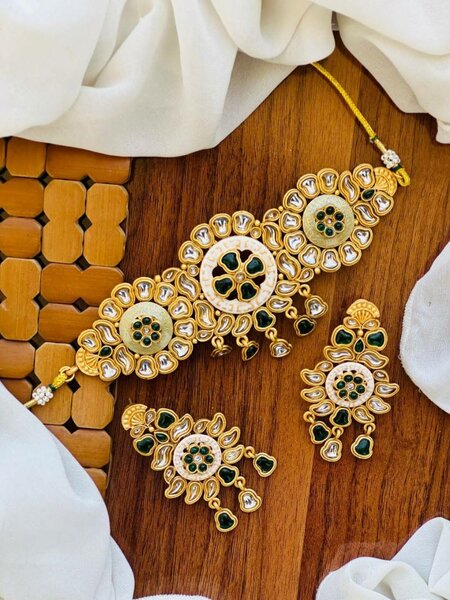 Ladies wedding set Necklace and earrings