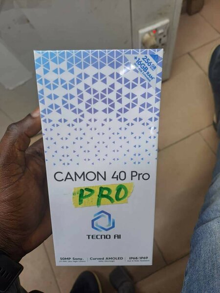 Camon 40 Pro 256GB Smartphone