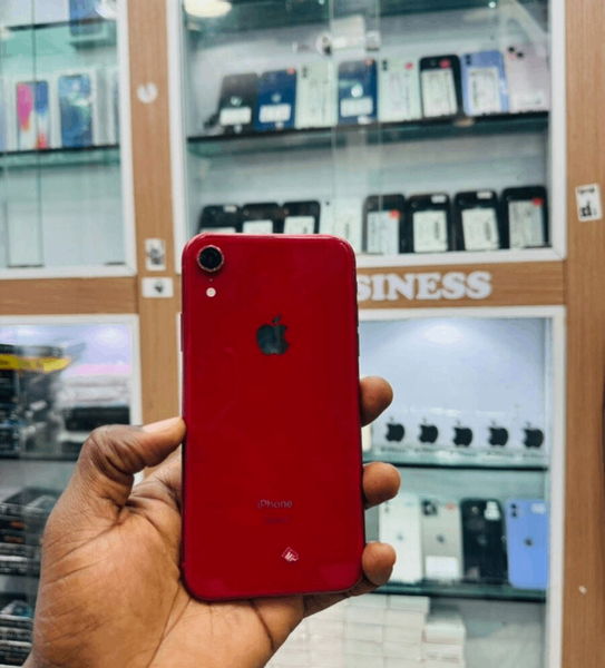 iPhone XR Rouge Débloqué