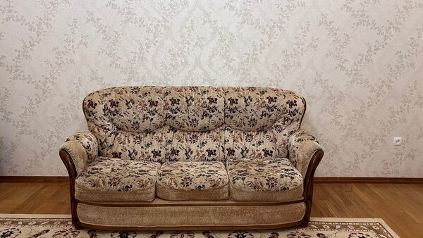 Диваны и кресла