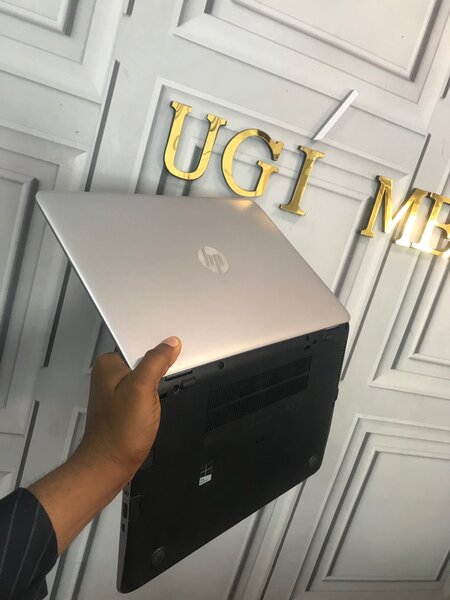 Hp Elitebook 840 G3 core i5 6th gen 256/8gb Grade A