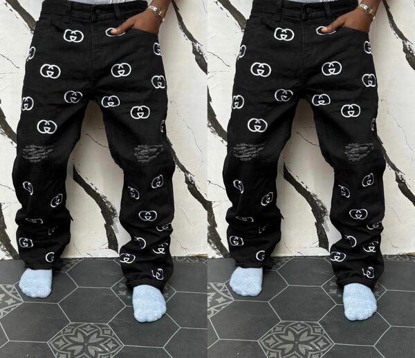 Jeans noirs imprimés tendance