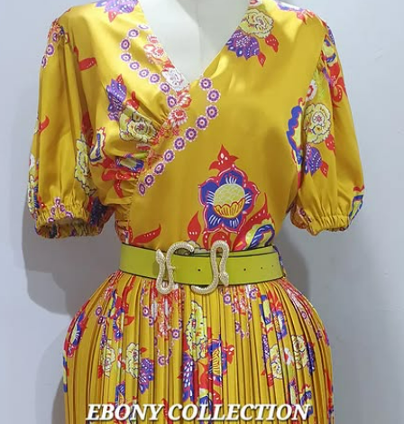 Gorgeous mini pleated dress