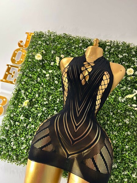 Robe sexy en résille