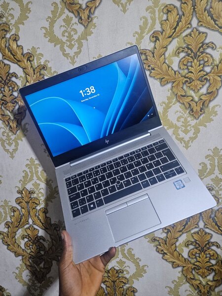 HP Elitebook 830 G5