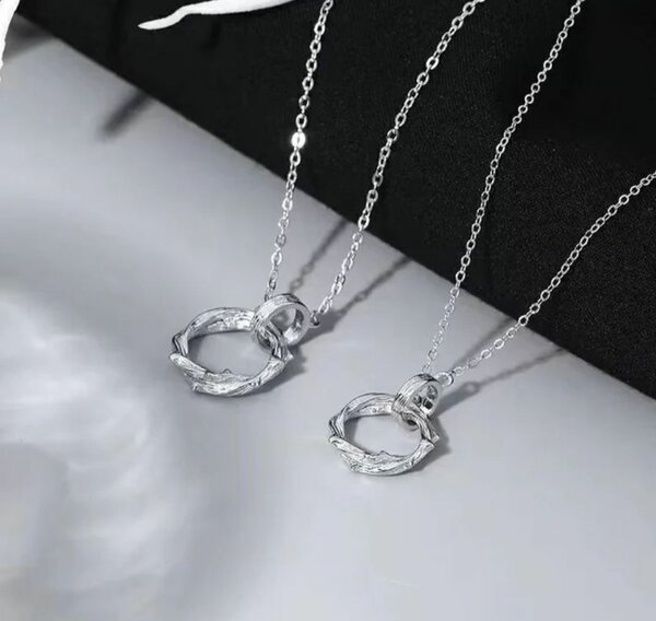 Chain with pendent Silver