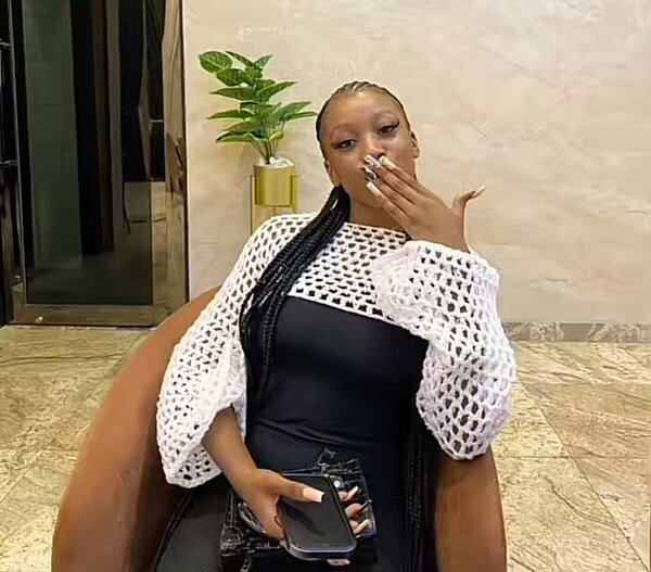 Pull tricoté coloré