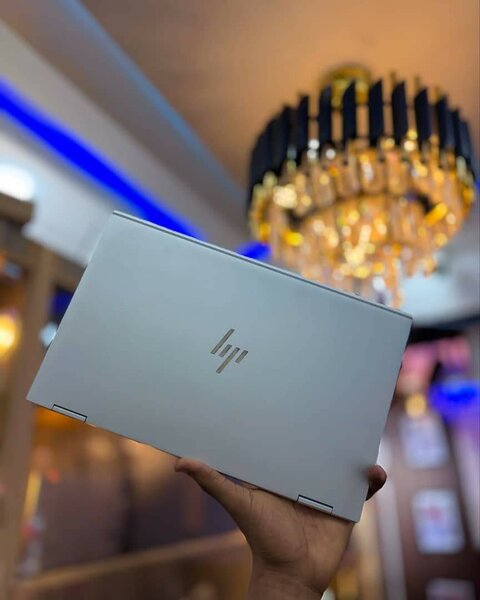 Elitebook 1040 G8 x360 i7 3ghz