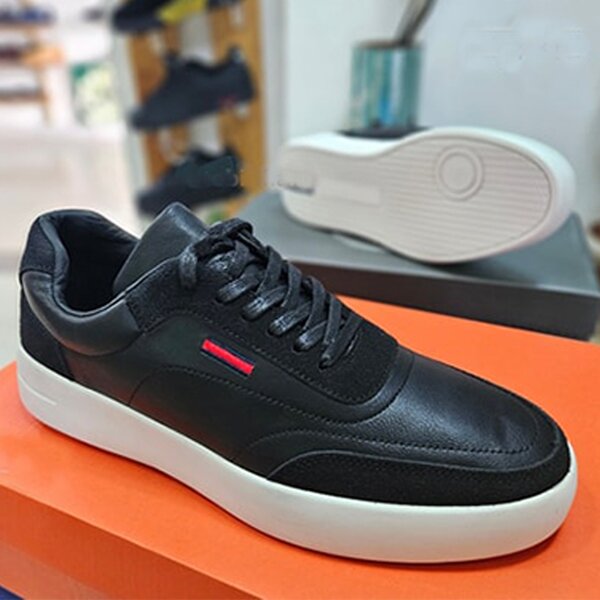 UrbanShift One Sneaker