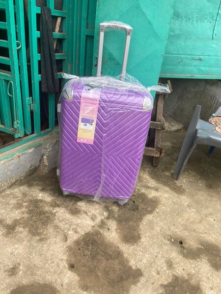 Valise Rigide Violet à Roulettes