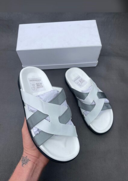 Sandales élégantes en cuir noir