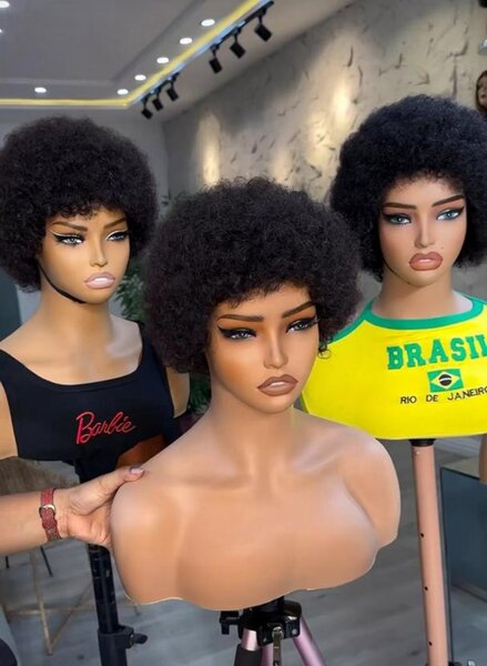 Perruque afro bouclée