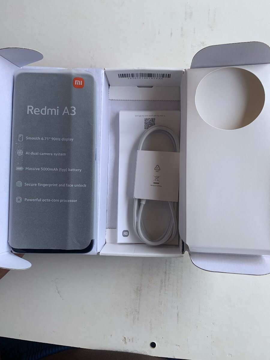Redmi A3 128G Dual SIM Neuf desceller