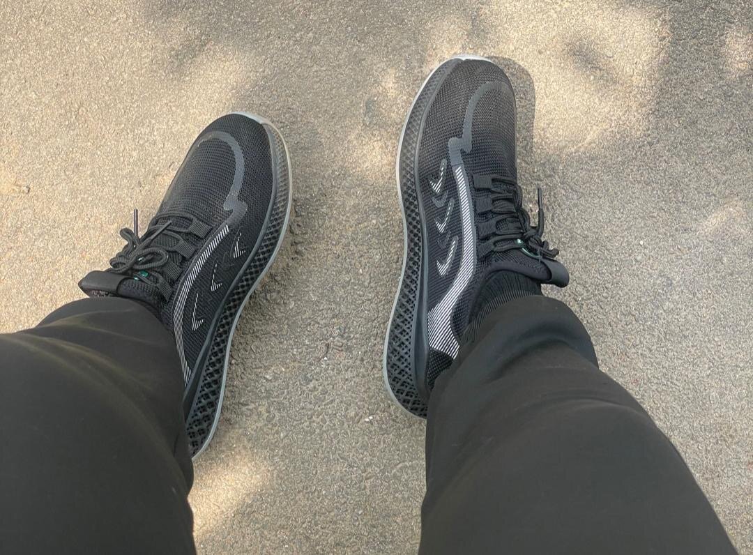 Baskets sport noires homme