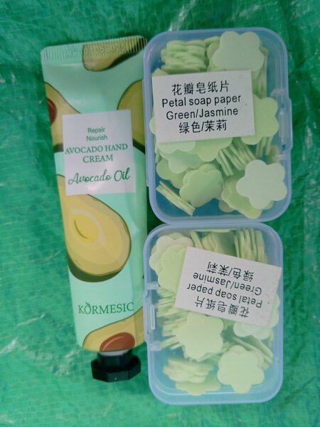 Crème Mains Avocat & Savon Pétales