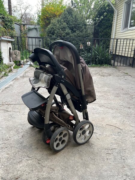 Прогулочная коляска