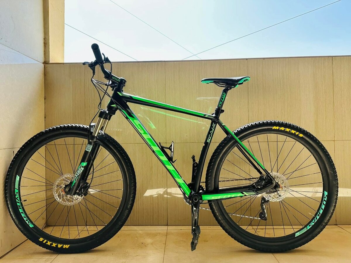 Vélo de montagne léger et performant