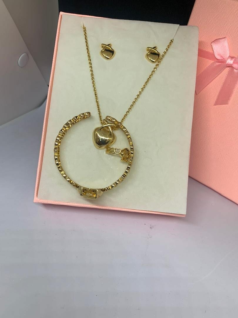 Ladies Necklace