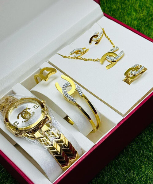 Ensemble Cadeau Montre et Bijoux