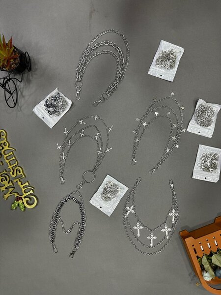 Ensemble de colliers en argent