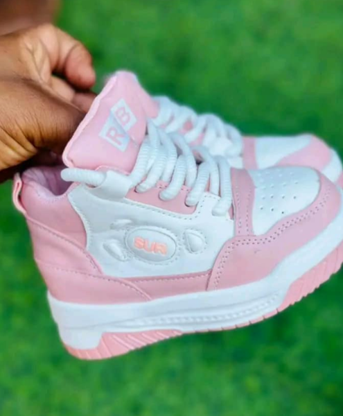 Kids sneakers