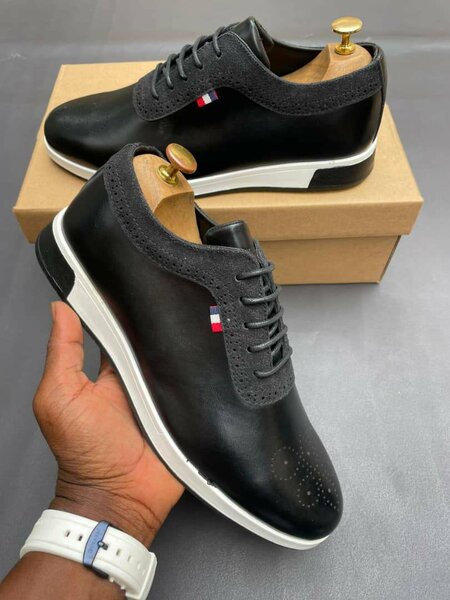 Chaussures élégantes homme