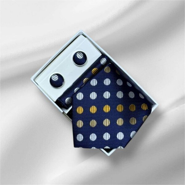 Set de cravate et boutons