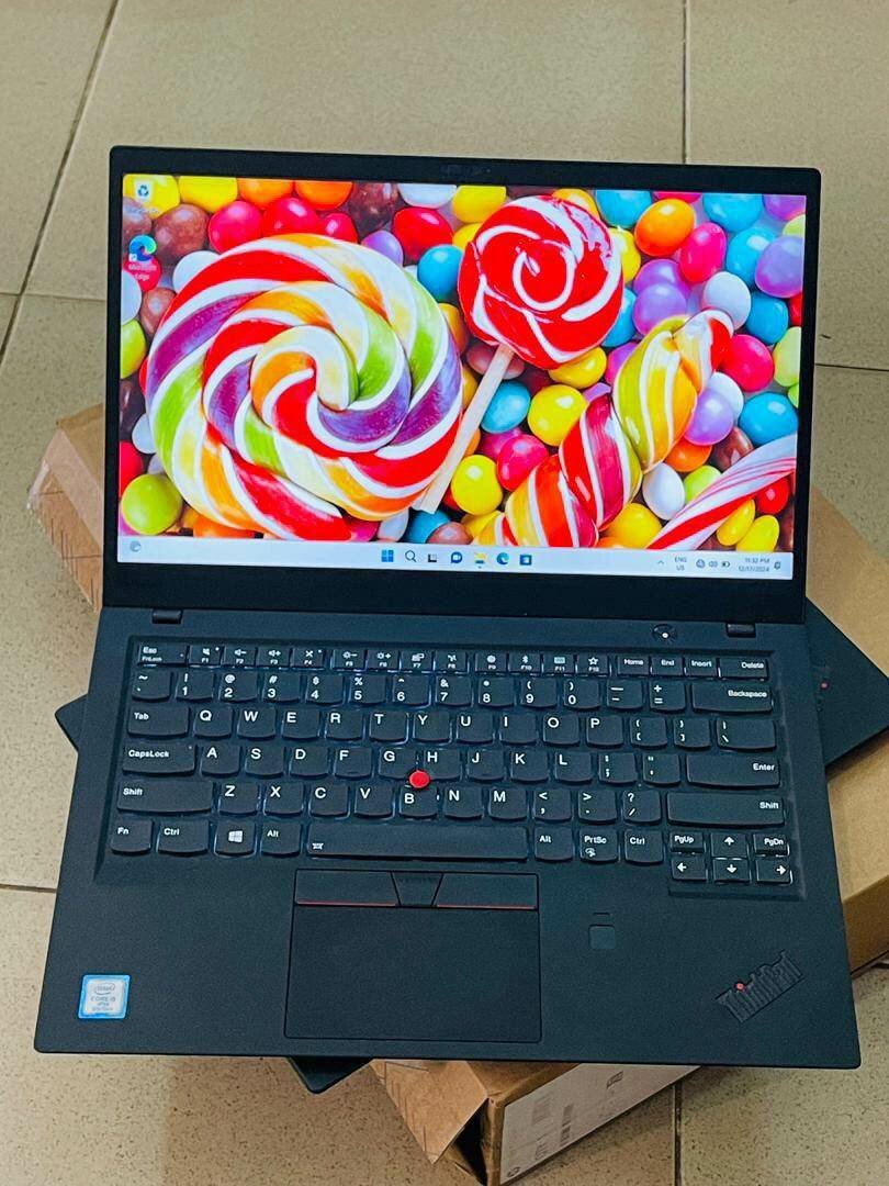 Lenovo ThinkPad X1 Carbon
