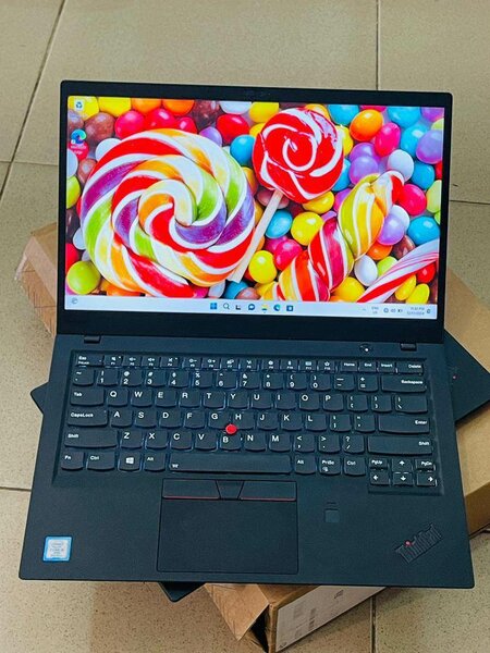 Lenovo ThinkPad X1 Carbon