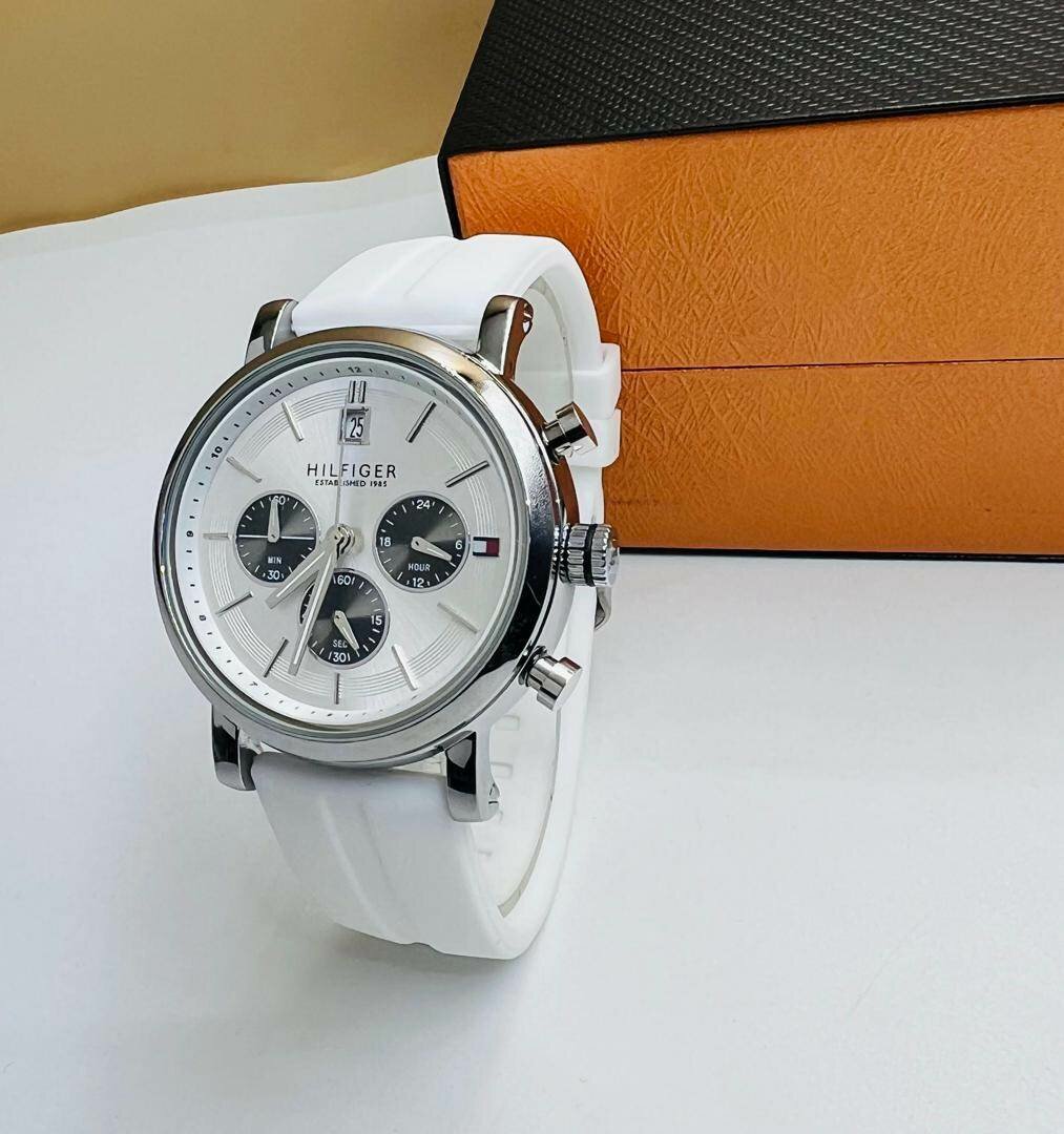 Montre élégante chronographe mixte